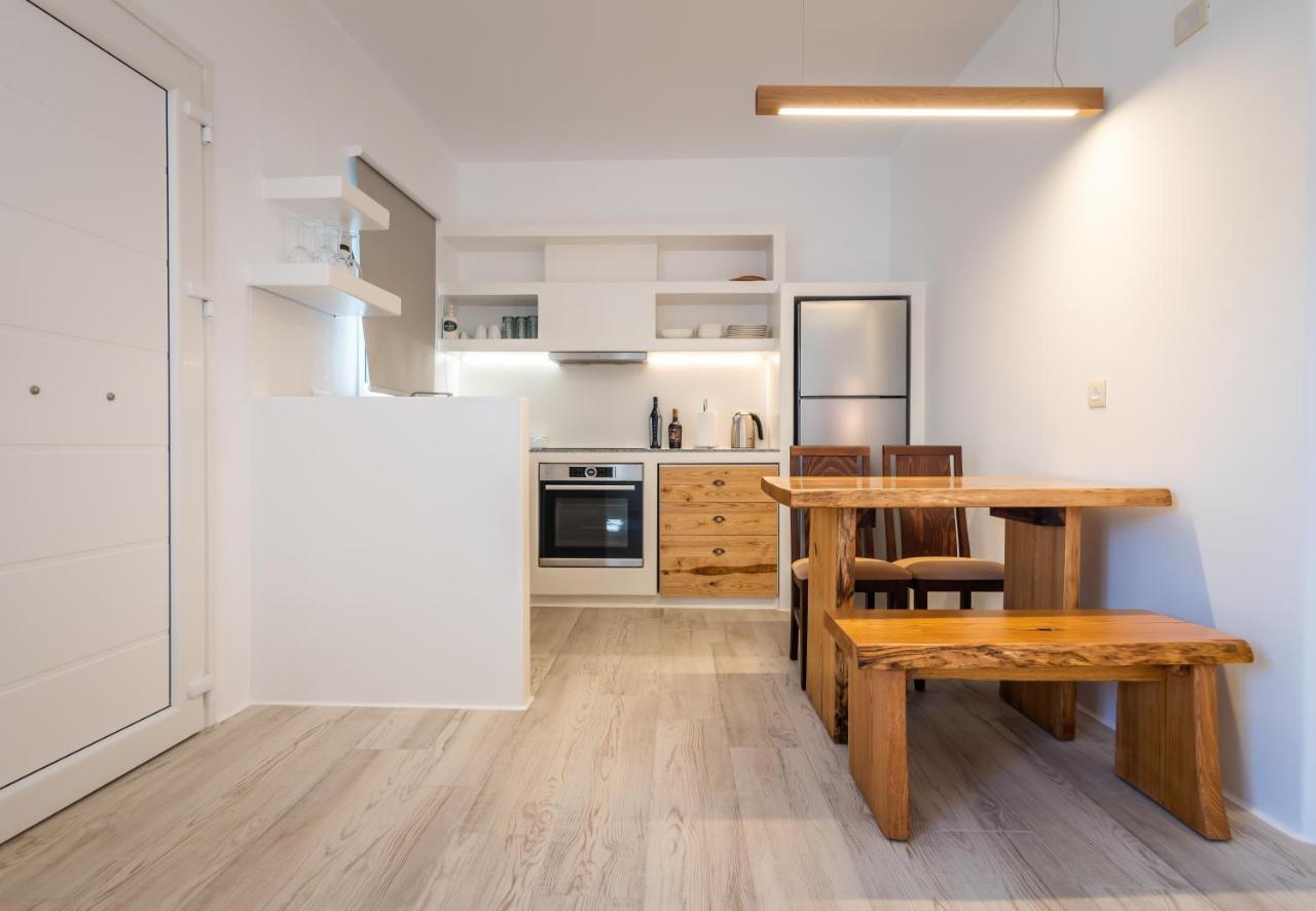 Akis Luxury House Apartment Adamantas  Exterior photo